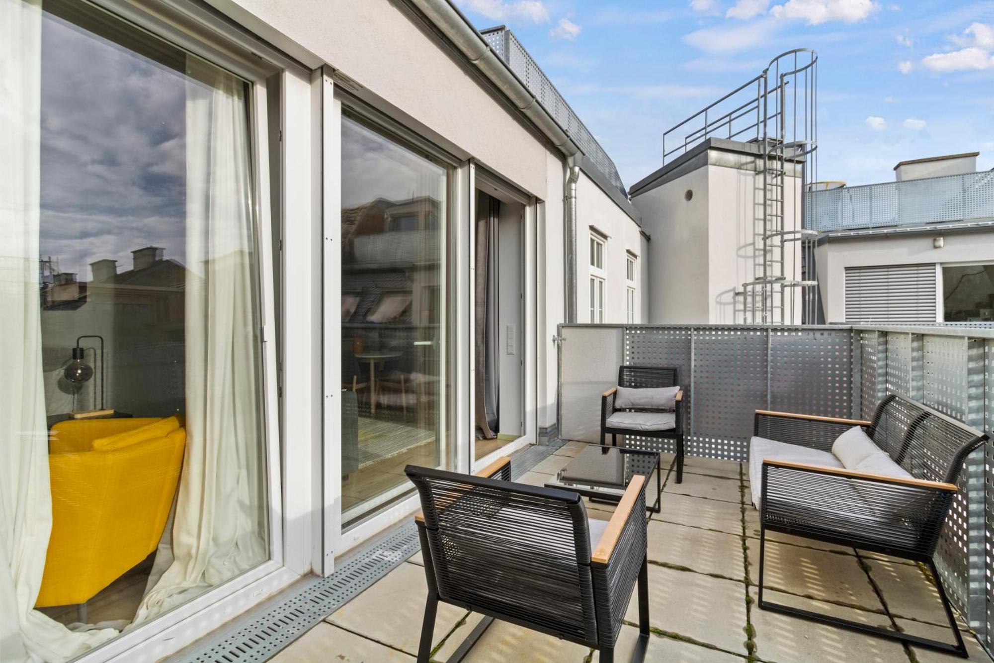 Terrace - 75 M² - Near Wiener Stadthalle Luaran gambar